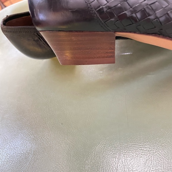 Vintage Evan-Picone All Leather (made in Italy) kitten heel loafers. 7.5 - Picture 5 of 6